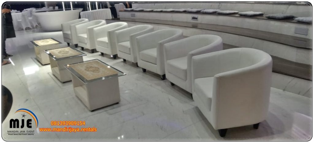 Sewa Sofa Oval Exlusive Lubang Buaya Jakarta Timur
