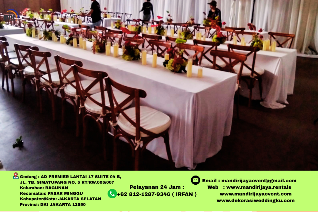 Sewa Kursi Crossback Kayu Jati Bantalan Putih,Meja Premium Jakarta