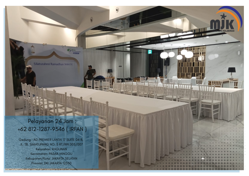 Sewa Kursi Tiffany Kerangka Kayu Dan Acrylic Bening Jakarta