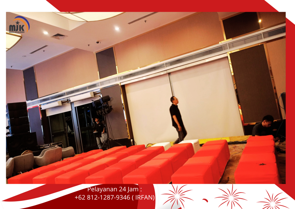Rental Puff Merah Model Kotak,Sofa Studio jakarta
